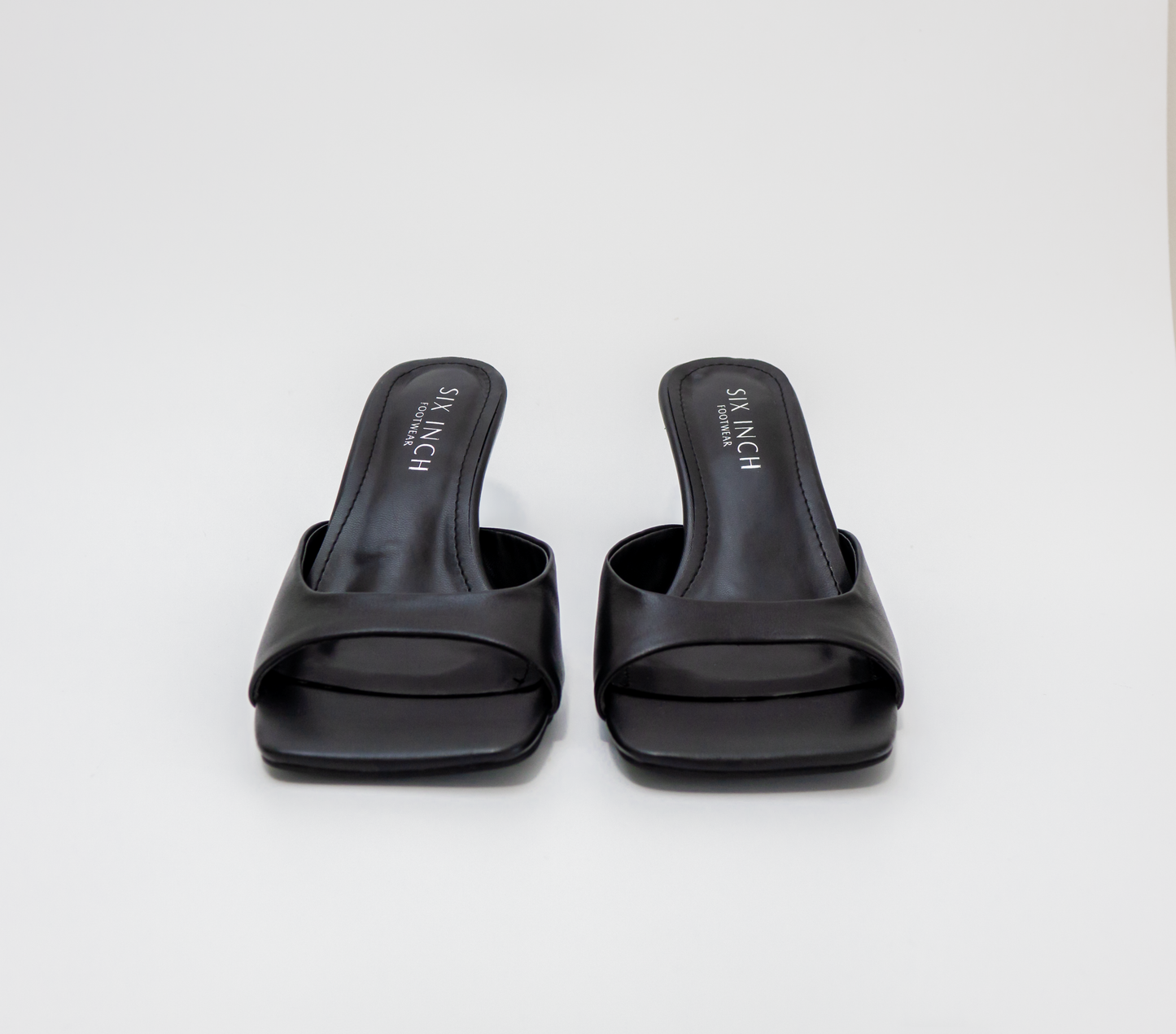 Valore Wide Fit Mule | Black